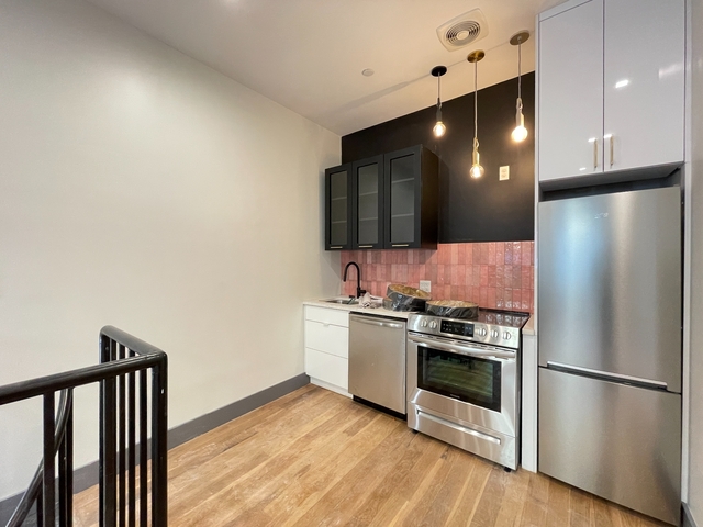 3 Bedrooms, East Williamsburg Rental in NYC for $4,230 - Photo 1
