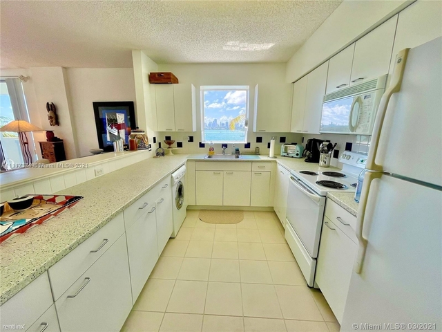 2 Bedrooms, West Avenue Rental in Miami, FL for $4,500 - Photo 1