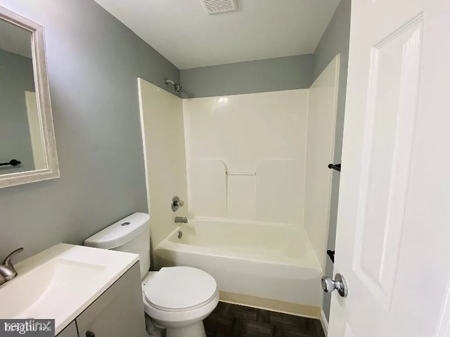2 Bedrooms, Sandtown-Winchester Rental in Baltimore, MD for $1,300 - Photo 1