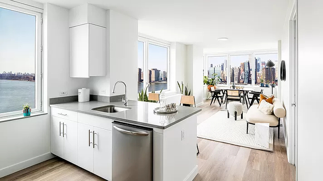 2 Bedrooms, Hunters Point Rental in NYC for $4,080 - Photo 1