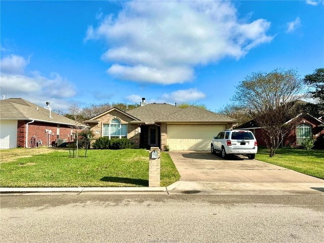 3 Bedrooms, Edelweiss Rental in Bryan-College Station Metro Area, TX for $1,850 - Photo 1