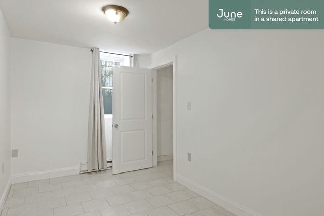 Room, Highland Park Rental in Boston, MA for $1,075 - Photo 1