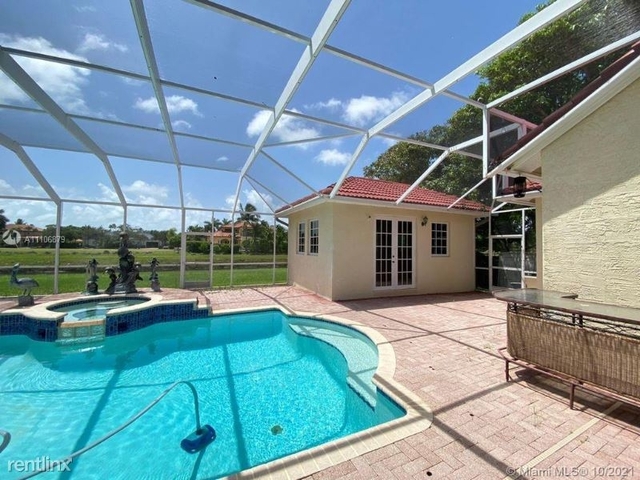 5 Bedrooms, Groves at Old Cutler Rental in Miami, FL for $7,900 - Photo 1