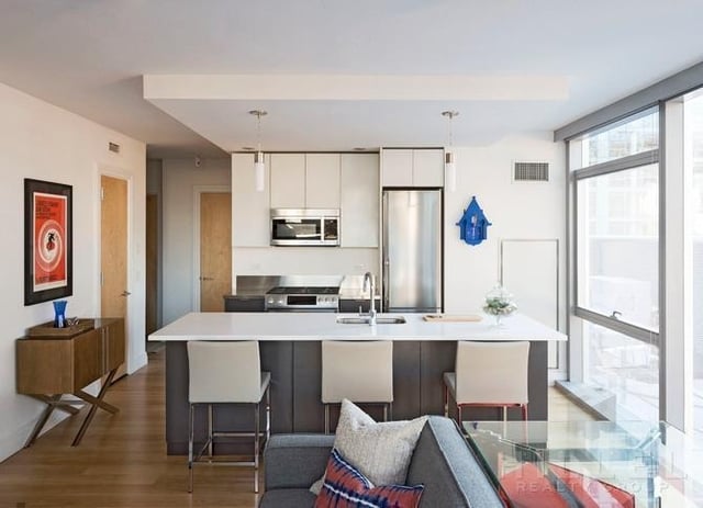 1 Bedroom, DUMBO Rental in NYC for $4,495 - Photo 1