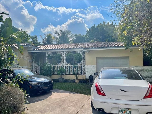 3 Bedrooms, Crafts Rental in Miami, FL for $4,500 - Photo 1