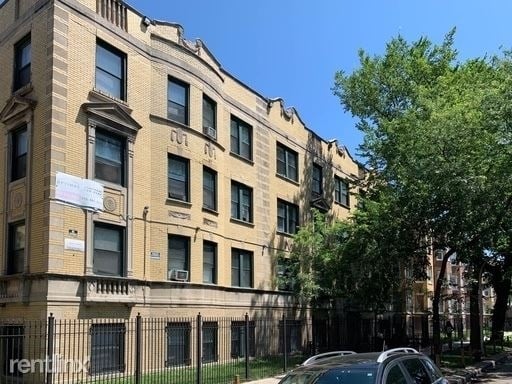 2 Bedrooms, South Austin Rental in Chicago, IL for $850 - Photo 1