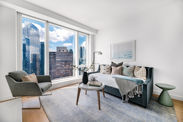 Studio, Long Island City Rental in NYC for $3,407 - Photo 1