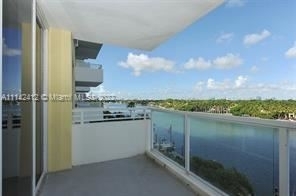 2 Bedrooms, Oceanfront Rental in Miami, FL for $3,100 - Photo 1