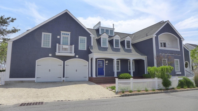4 Bedrooms, Mantoloking Rental in North Jersey Shore, NJ for $11,000 - Photo 1