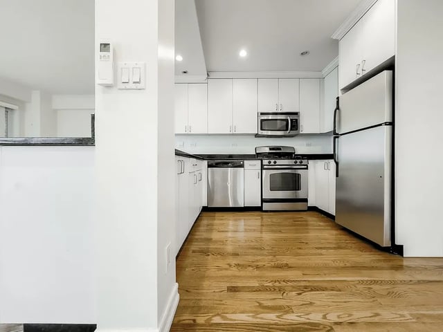 2 Bedrooms, Turtle Bay Rental in NYC for $9,500 - Photo 1