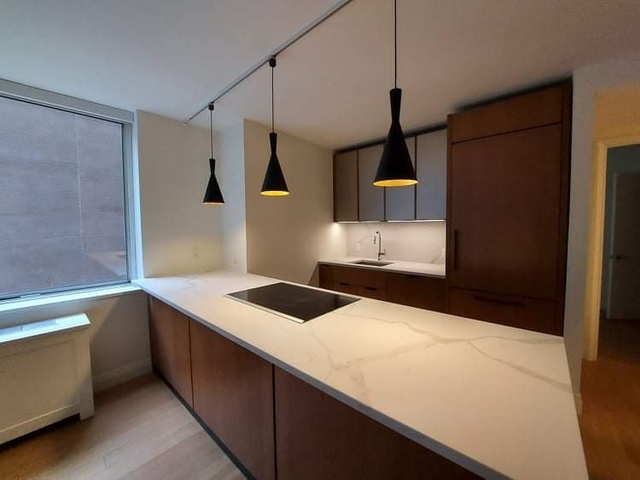 2 Bedrooms, Sutton Place Rental in NYC for $7,107 - Photo 1