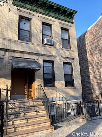 2 Bedrooms, Ridgewood Rental in NYC for $2,100 - Photo 1