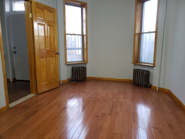 3 Bedrooms, Midwood Rental in NYC for $2,100 - Photo 1