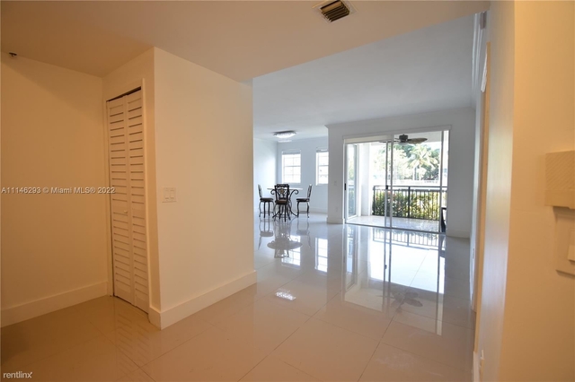 3 Bedrooms, Aventura Rental in Miami, FL for $4,000 - Photo 1