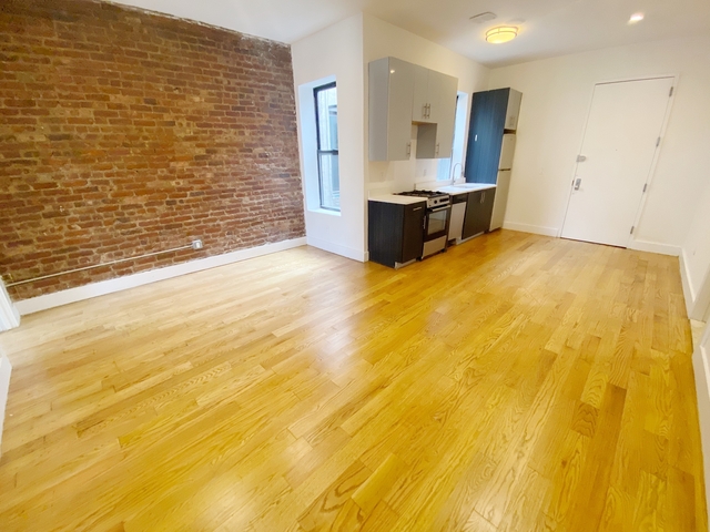 Room, Ridgewood Rental in NYC for $875 - Photo 1