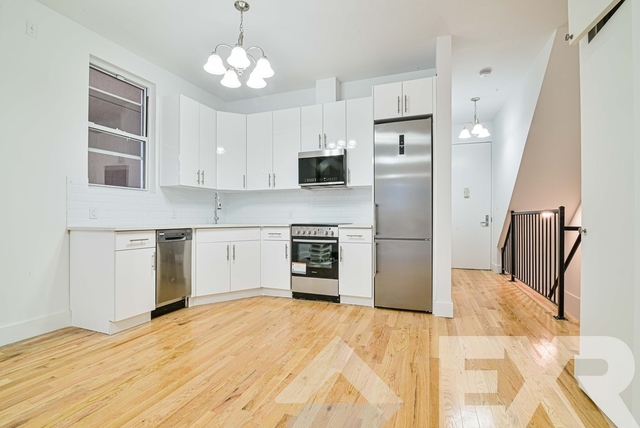3 Bedrooms, Greenpoint Rental in NYC for $5,700 - Photo 1
