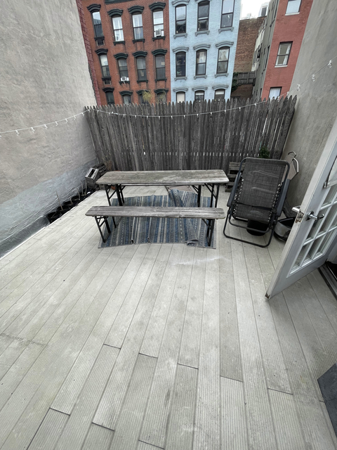 2 Bedrooms, Hell's Kitchen Rental in NYC for $4,395 - Photo 1