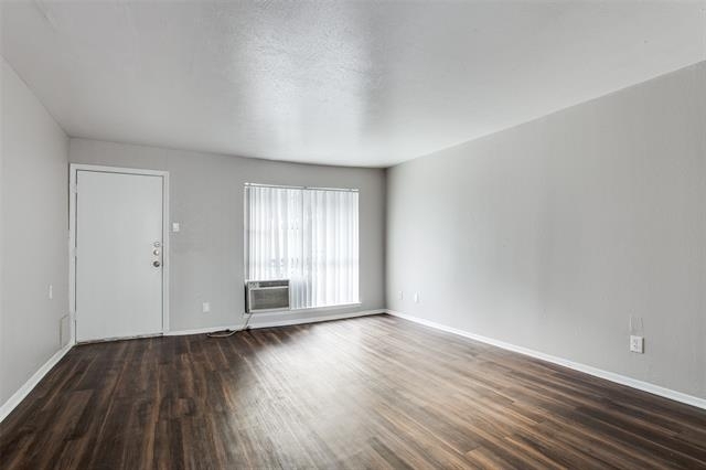 1 Bedroom, Lovers Lane Rental in Dallas for $1,000 - Photo 1