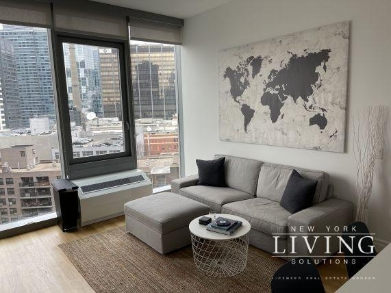 2 Bedrooms, Hell's Kitchen Rental in NYC for $4,995 - Photo 1