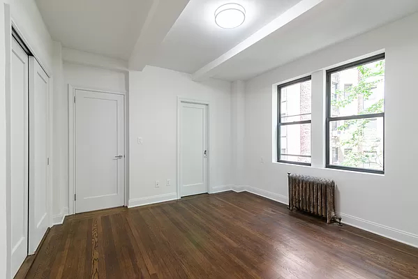 2 Bedrooms, Lincoln Square Rental in NYC for $6,800 - Photo 1