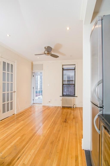 3 Bedrooms, Gramercy Park Rental in NYC for $5,795 - Photo 1