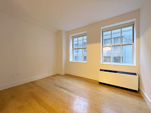 3 Bedrooms, Financial District Rental in NYC for $6,545 - Photo 1