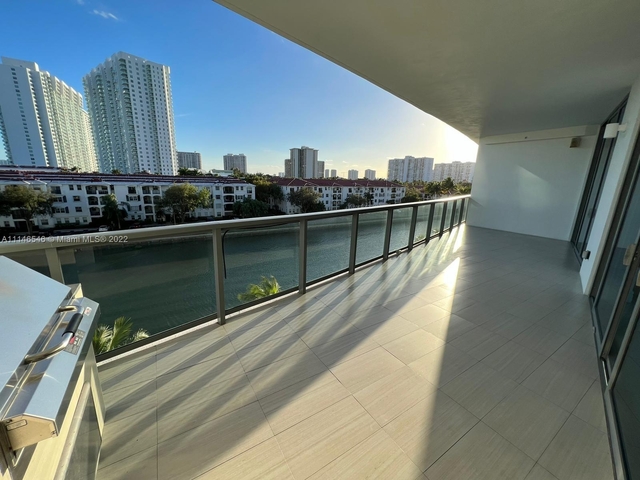 4 Bedrooms, Aventura Rental in Miami, FL for $10,000 - Photo 1