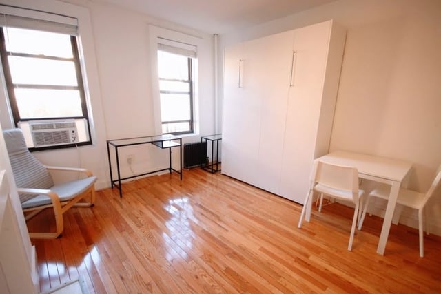 Studio, East Village Rental in NYC for $2,425 - Photo 1