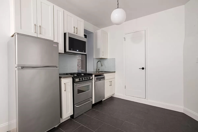 2 Bedrooms, Chelsea Rental in NYC for $4,799 - Photo 1
