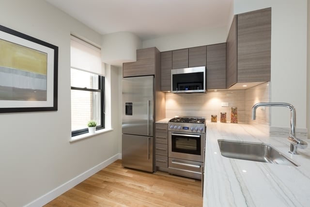 1 Bedroom, Sutton Place Rental in NYC for $3,586 - Photo 1