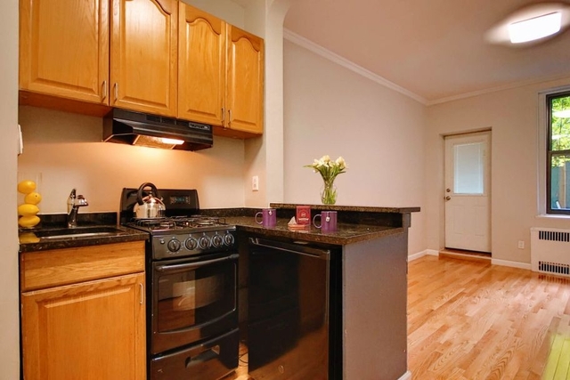 Studio, East Village Rental in NYC for $2,525 - Photo 1