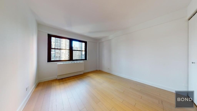 3 Bedrooms, Murray Hill Rental in NYC for $7,575 - Photo 1