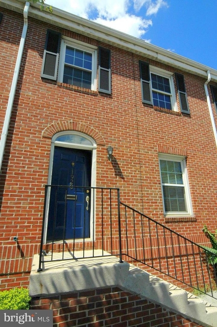 2 Bedrooms, Fells Point Rental in Baltimore, MD for $2,250 - Photo 1