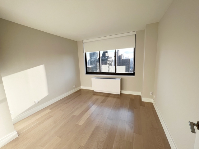 2 Bedrooms, Yorkville Rental in NYC for $4,973 - Photo 1