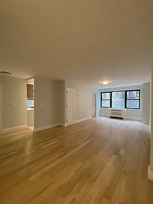 1 Bedroom, Rose Hill Rental in NYC for $4,495 - Photo 1