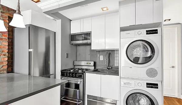3 Bedrooms, Little Italy Rental in NYC for $5,295 - Photo 1