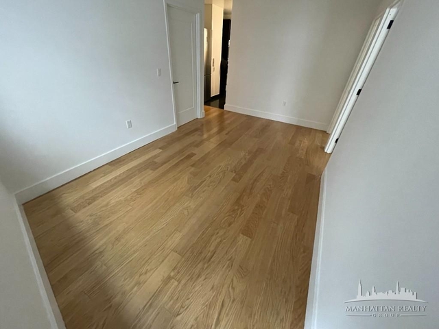 3 Bedrooms, Financial District Rental in NYC for $6,200 - Photo 1