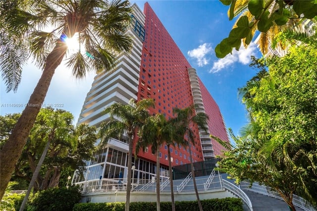 3 Bedrooms, Millionaire's Row Rental in Miami, FL for $7,500 - Photo 1