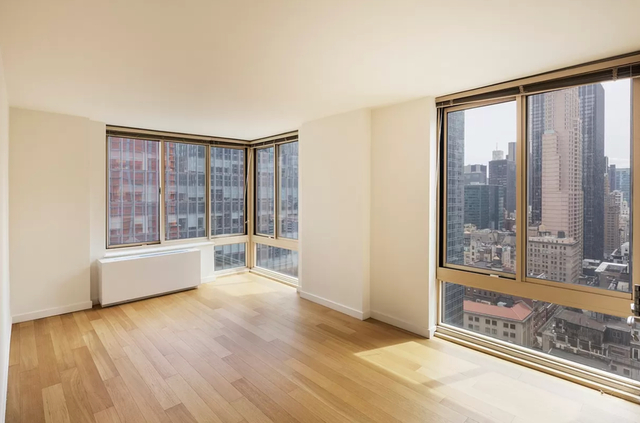 1 Bedroom, Theater District Rental in NYC for $4,400 - Photo 1