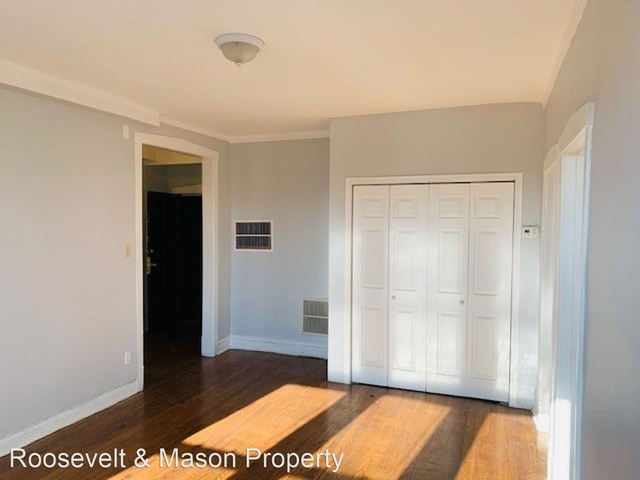 2 Bedrooms, The Island Rental in Chicago, IL for $1,195 - Photo 1