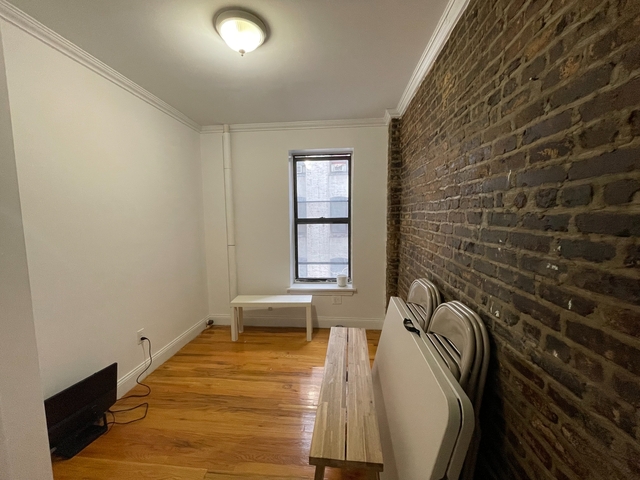 2 Bedrooms, Williamsburg Rental in NYC for $2,500 - Photo 1