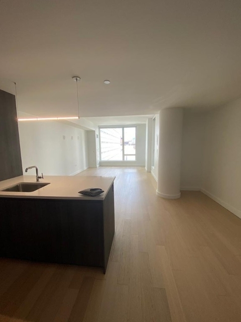 1 Bedroom, Hell's Kitchen Rental in NYC for $4,920 - Photo 1