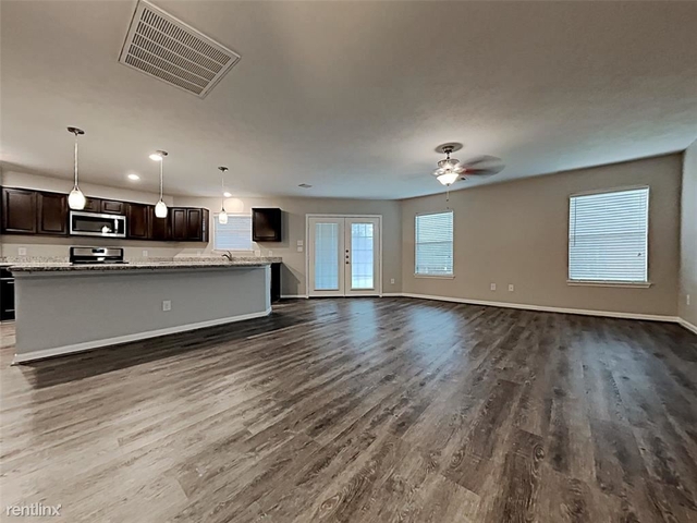 3 Bedrooms, Westgate Rental in Houston for $2,179 - Photo 1