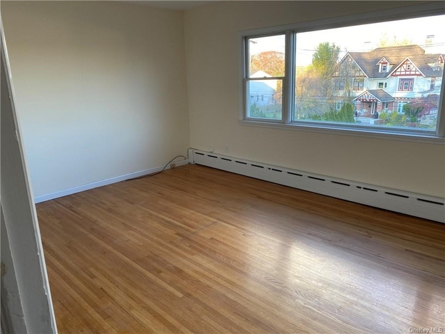 3 Bedrooms, White Plains Rental in  for $3,800 - Photo 1