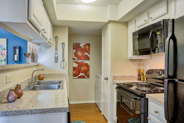 1 Bedroom, RANDCO Rental in Dallas for $1,235 - Photo 1