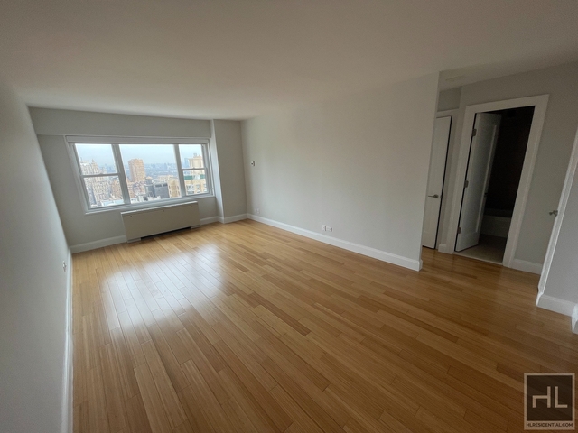 4 Bedrooms, Lincoln Square Rental in NYC for $6,995 - Photo 1