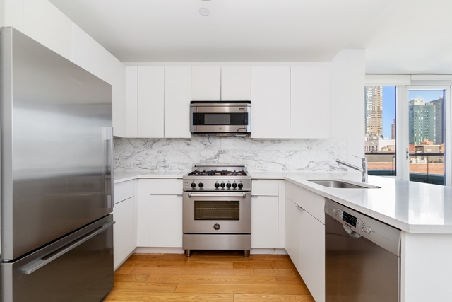 3 Bedrooms, Hudson Yards Rental in NYC for $8,995 - Photo 1