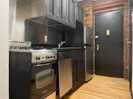 2 Bedrooms, Alphabet City Rental in NYC for $3,200 - Photo 1