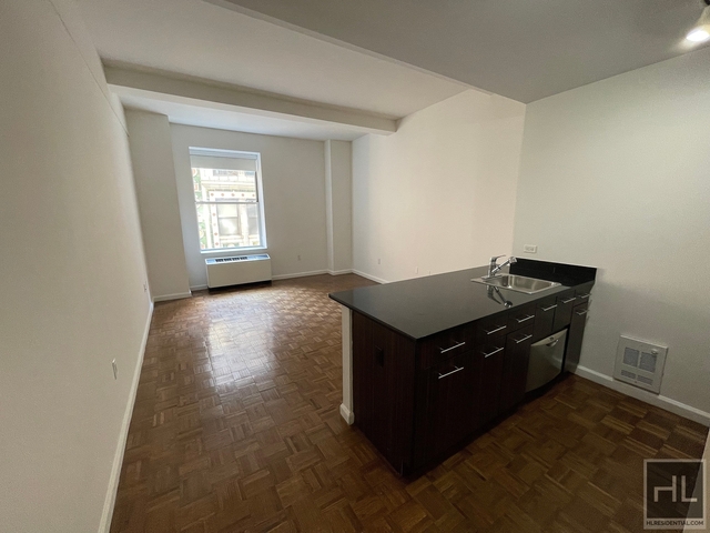 2 Bedrooms, Financial District Rental in NYC for $5,099 - Photo 1
