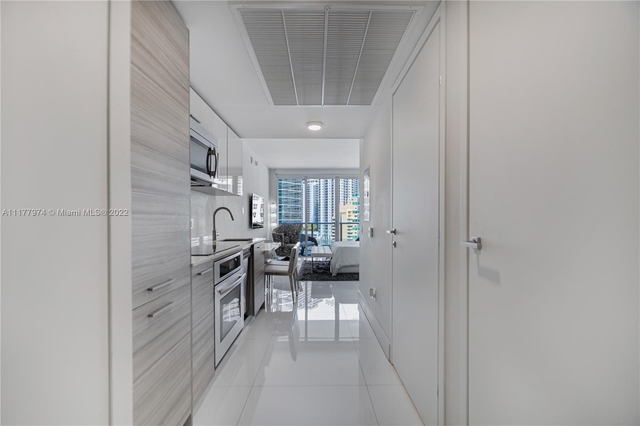 Studio, Miami Financial District Rental in Miami, FL for $3,600 - Photo 1